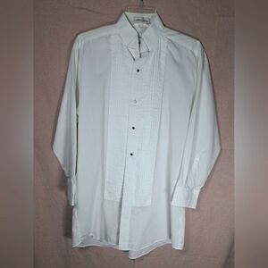 Chaplin Men's White Button Down Collared Shirt Size M 30-31 EUC Formal Wear